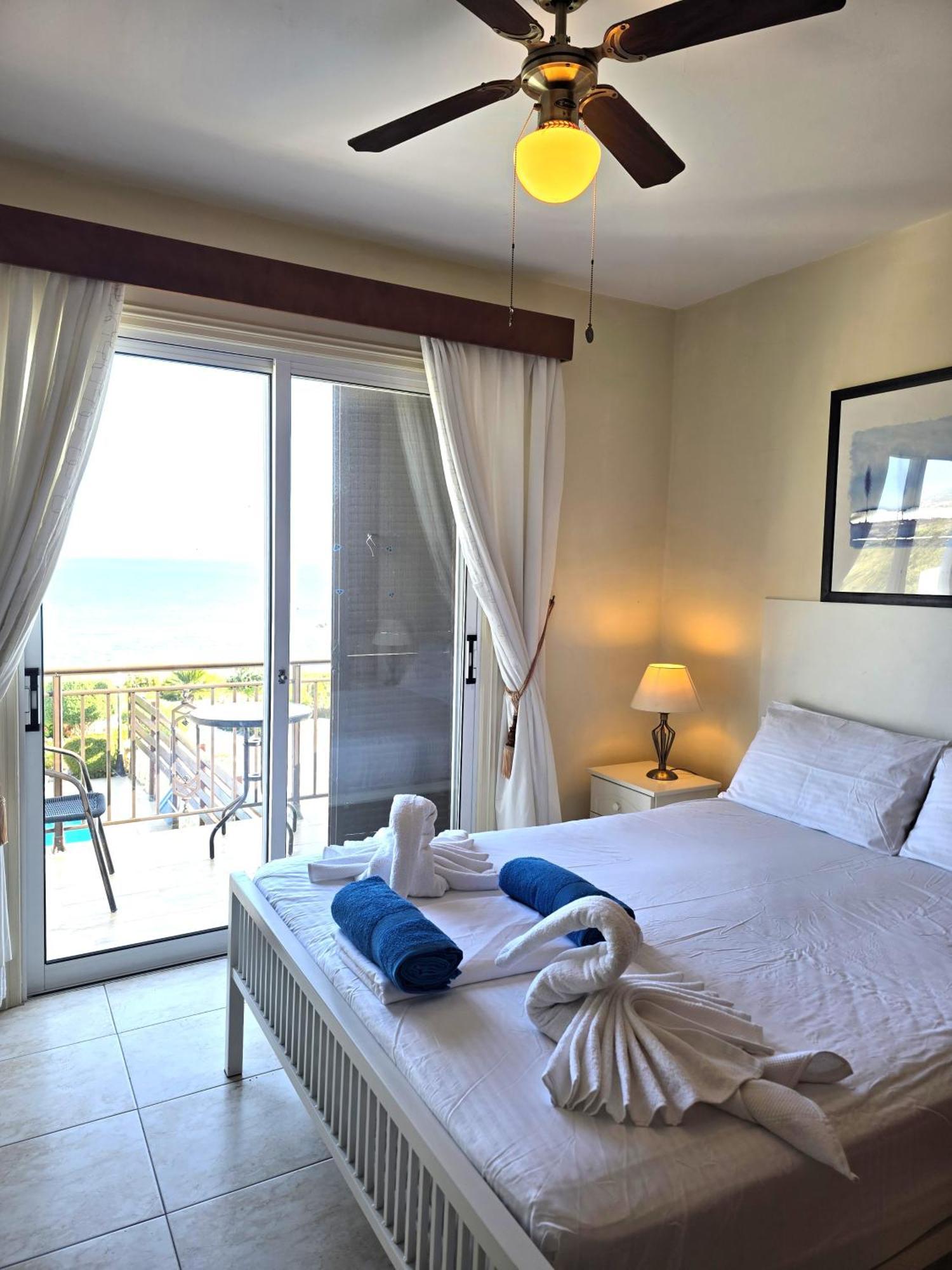 H&O Sunrise Villa In Coral Bay! Luaran gambar