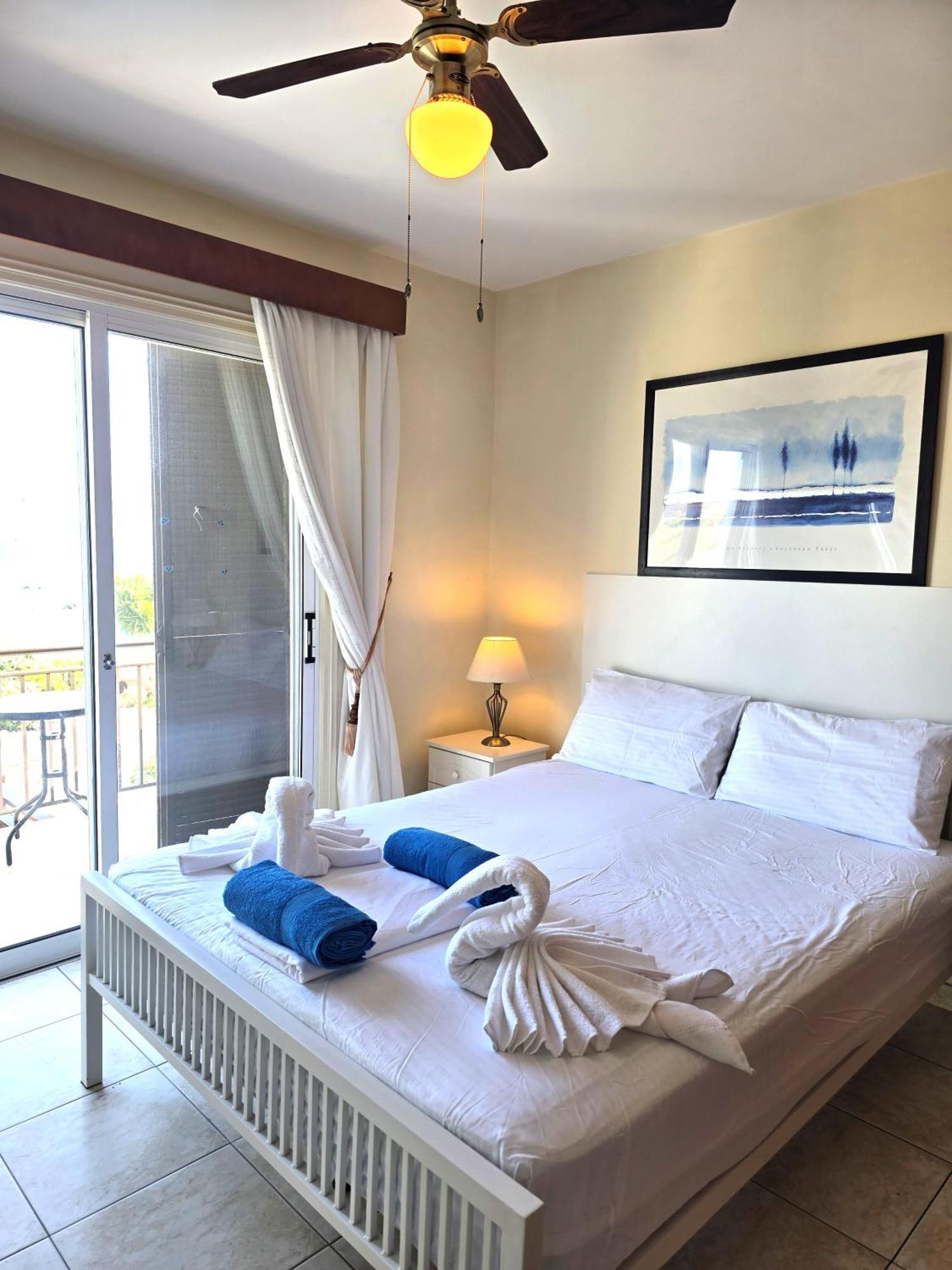 H&O Sunrise Villa In Coral Bay! Luaran gambar